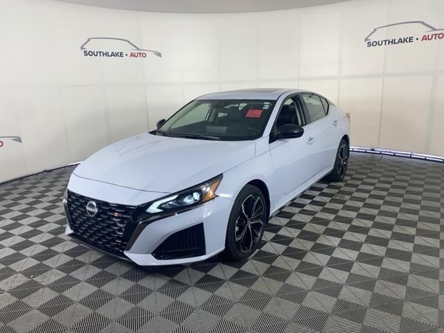 used 2024 Nissan Altima car, priced at $29,998