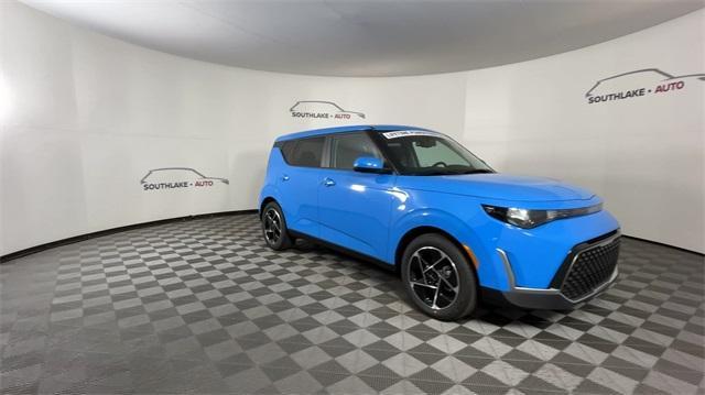 new 2025 Kia Soul car, priced at $24,618