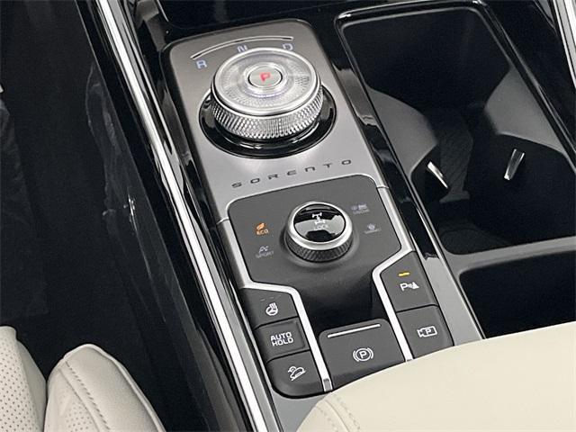 new 2025 Kia Sorento Hybrid car, priced at $44,569