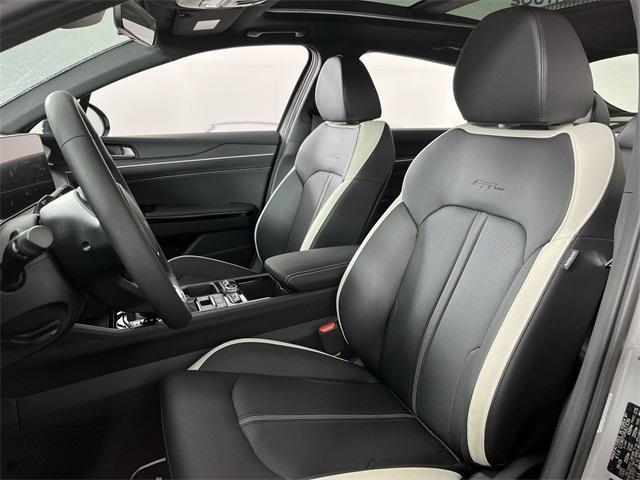 new 2025 Kia K5 car, priced at $31,530