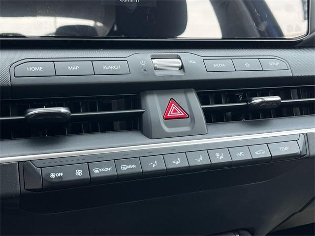 new 2025 Kia K4 car, priced at $23,202