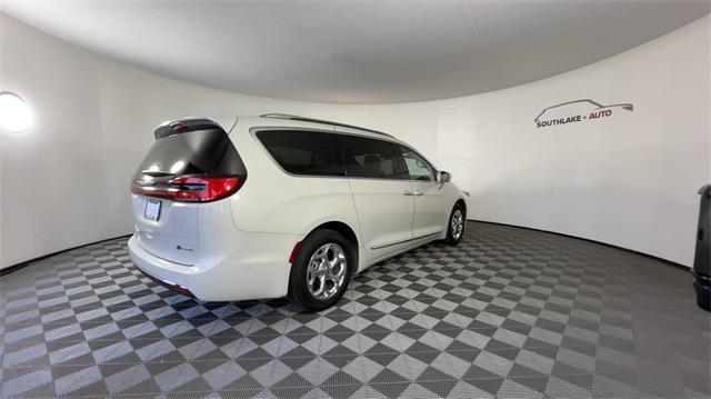 used 2021 Chrysler Pacifica Hybrid car, priced at $30,784