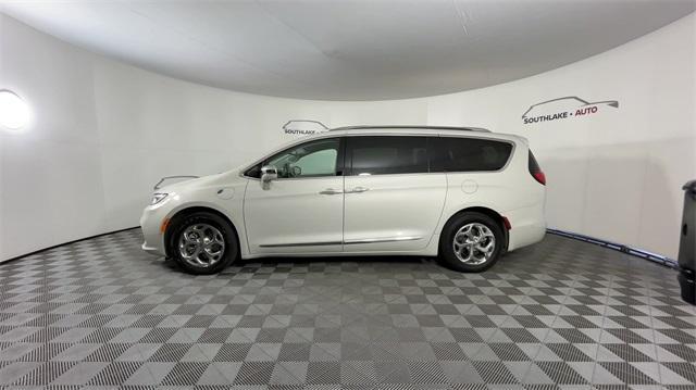 used 2021 Chrysler Pacifica Hybrid car, priced at $30,784