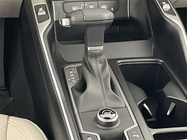 new 2025 Kia Sorento car, priced at $36,311