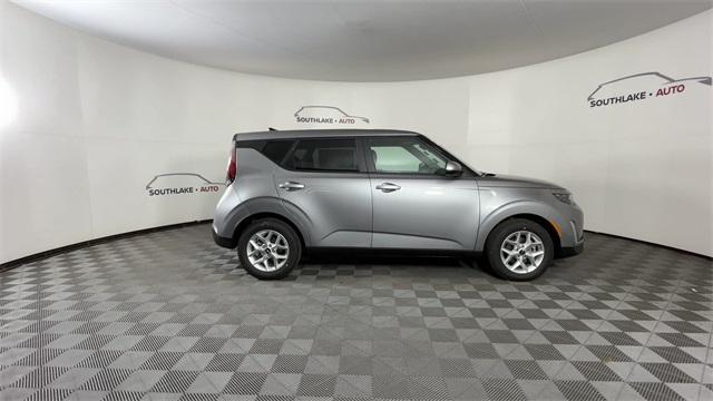 new 2025 Kia Soul car, priced at $20,452