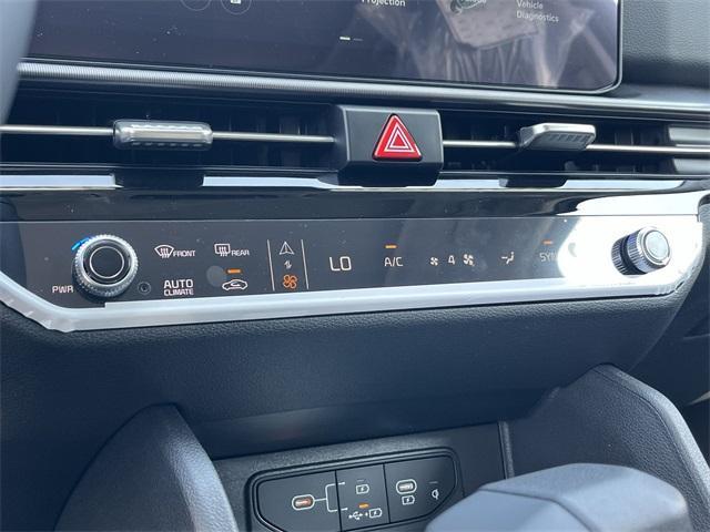 new 2026 Kia Sportage car, priced at $33,534