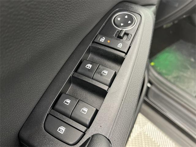 new 2025 Kia Seltos car, priced at $29,663