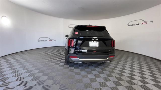 new 2025 Kia Sorento Hybrid car, priced at $39,002