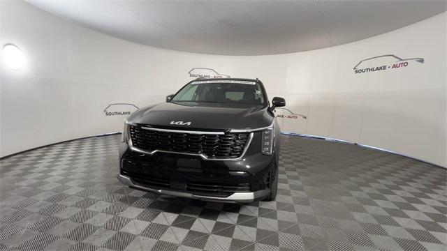 new 2025 Kia Sorento Hybrid car, priced at $39,002