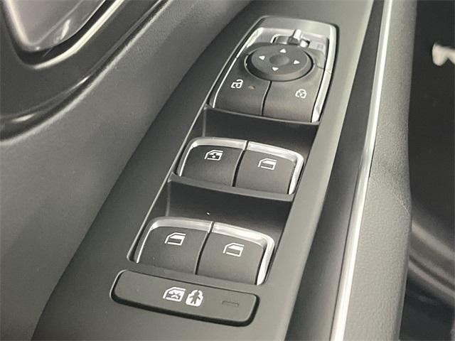new 2025 Kia Sorento Hybrid car, priced at $39,002