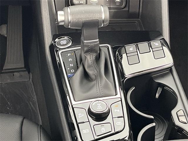 new 2025 Kia Sportage car, priced at $33,063