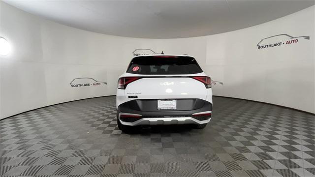 new 2025 Kia Sportage car, priced at $33,063
