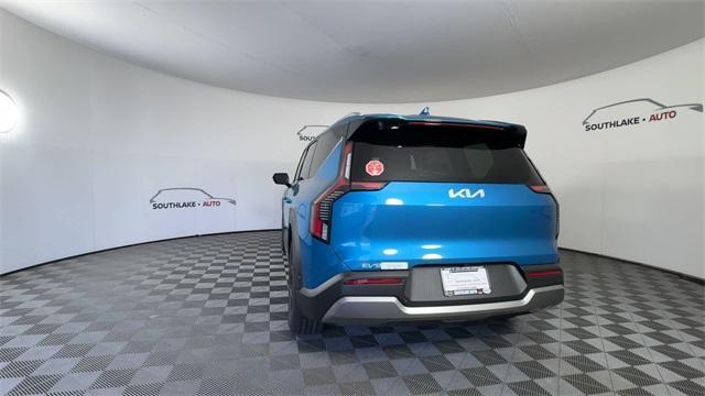 new 2026 Kia EV9 car, priced at $64,920