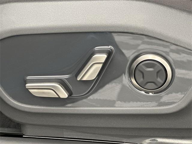 new 2026 Kia EV9 car, priced at $64,920
