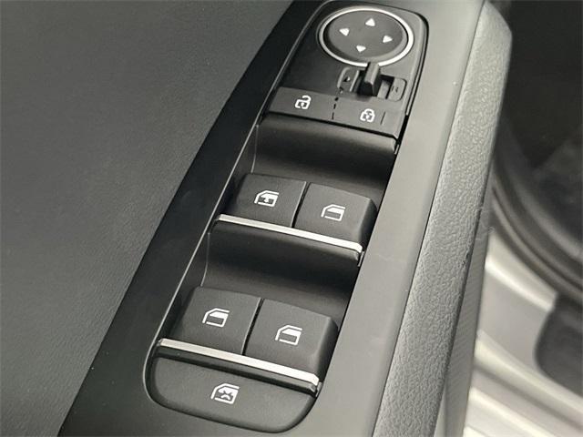 new 2025 Kia Soul car, priced at $24,101