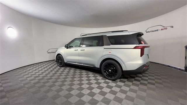 new 2025 Kia Carnival Hybrid car, priced at $51,986