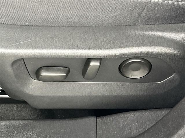 used 2024 Buick Envision car, priced at $30,998