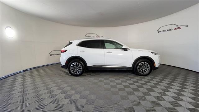 used 2024 Buick Envision car, priced at $30,998