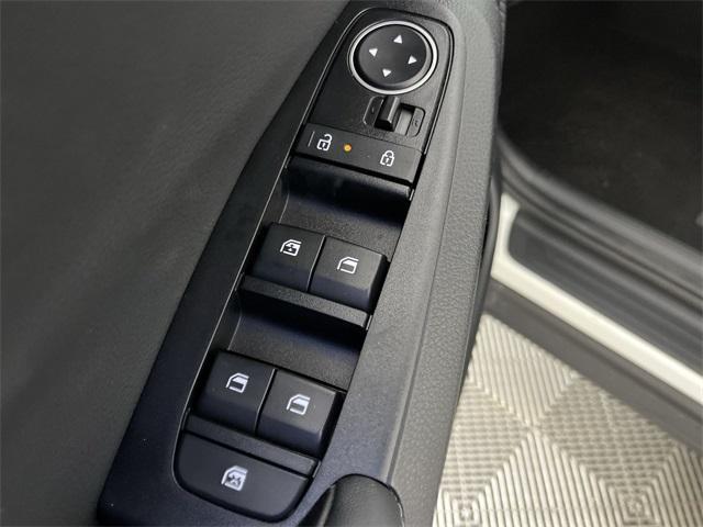 new 2025 Kia Seltos car, priced at $26,825
