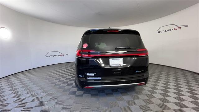 used 2024 Chrysler Pacifica Hybrid car, priced at $35,998