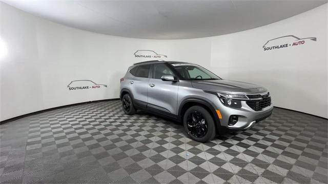 new 2026 Kia Seltos car, priced at $30,146