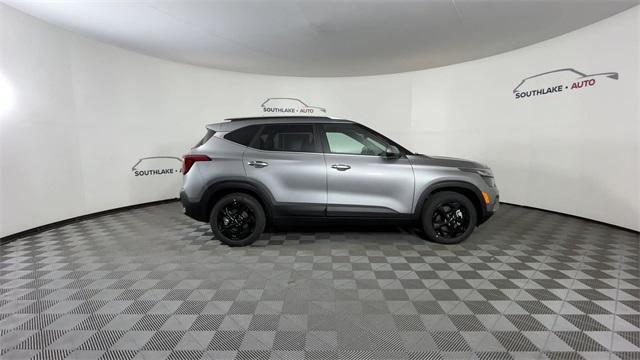 new 2026 Kia Seltos car, priced at $30,146