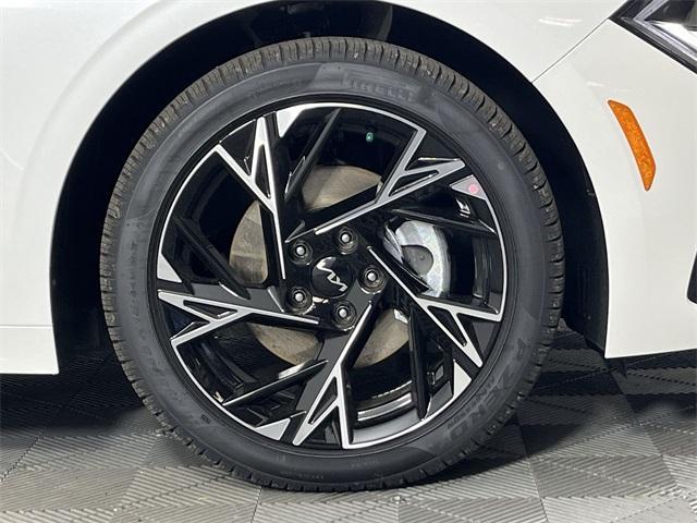 new 2026 Kia K5 car, priced at $31,256