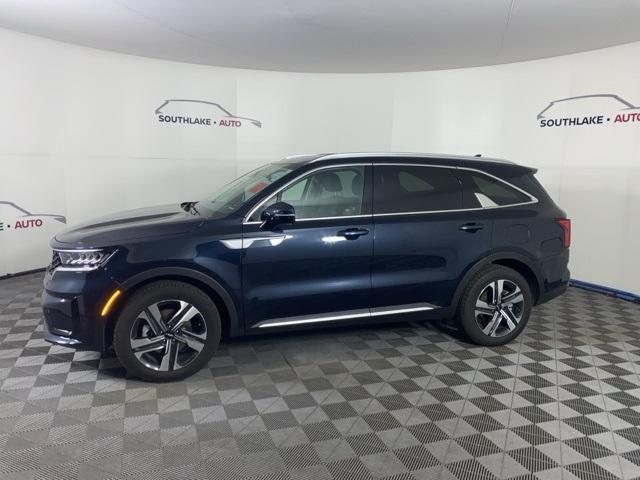 used 2023 Kia Sorento Hybrid car, priced at $31,998