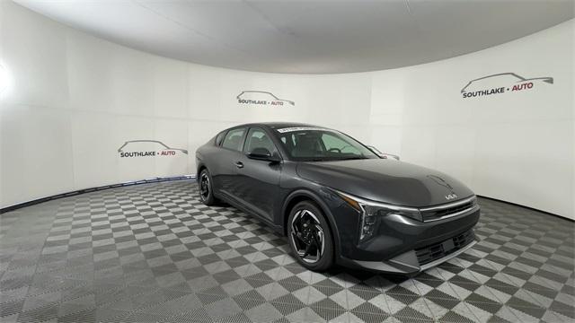new 2025 Kia K4 car, priced at $23,182