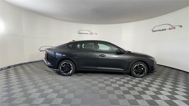 new 2025 Kia K4 car, priced at $23,182