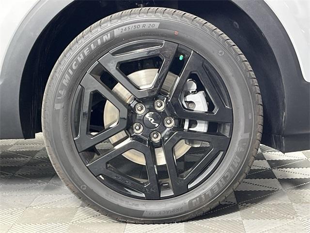 used 2024 Kia Telluride car, priced at $43,998