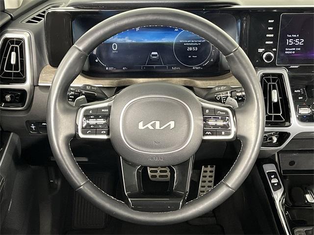 used 2022 Kia Sorento car, priced at $33,998