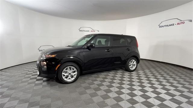 used 2022 Kia Soul car, priced at $16,870