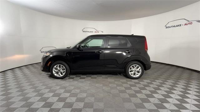 used 2022 Kia Soul car, priced at $16,870