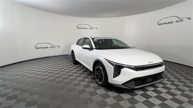 new 2025 Kia K4 car, priced at $24,052
