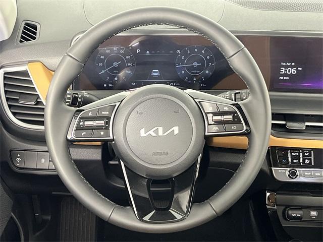 new 2025 Kia Seltos car, priced at $26,730