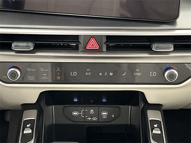 new 2025 Kia Sorento car, priced at $36,269