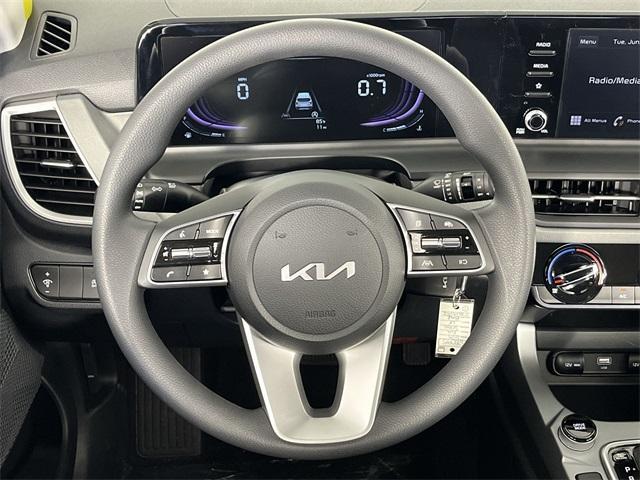 new 2025 Kia Seltos car, priced at $24,866