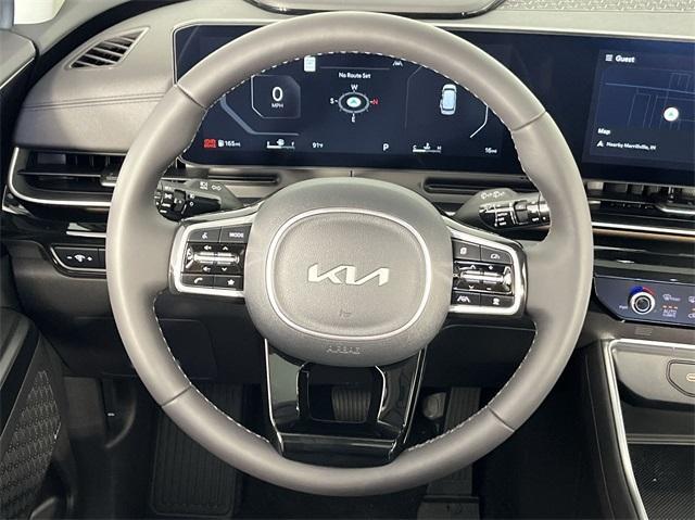 new 2025 Kia Carnival car, priced at $53,696