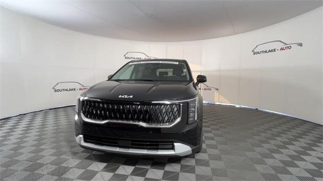 new 2025 Kia Carnival car, priced at $39,635