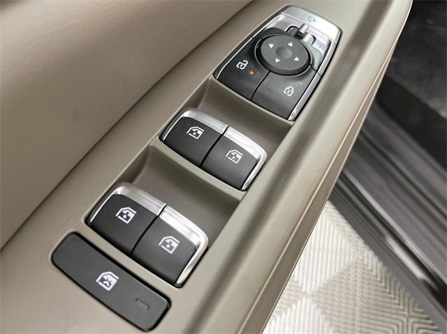 new 2025 Kia Carnival car, priced at $50,145