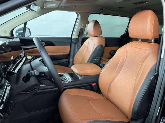 new 2025 Kia Carnival car, priced at $50,145