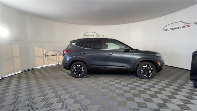 new 2025 Kia Seltos car, priced at $28,817