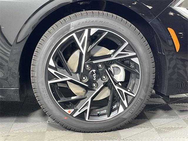 new 2025 Kia K5 car, priced at $31,567