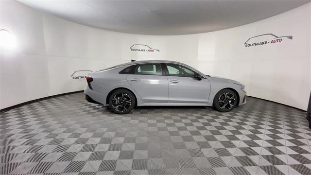 new 2026 Kia K5 car, priced at $31,256