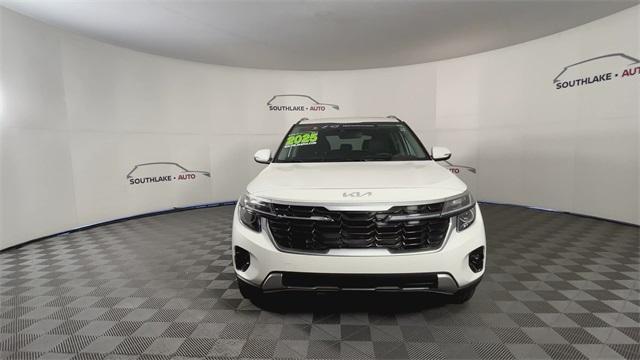 used 2025 Kia Seltos car, priced at $28,998