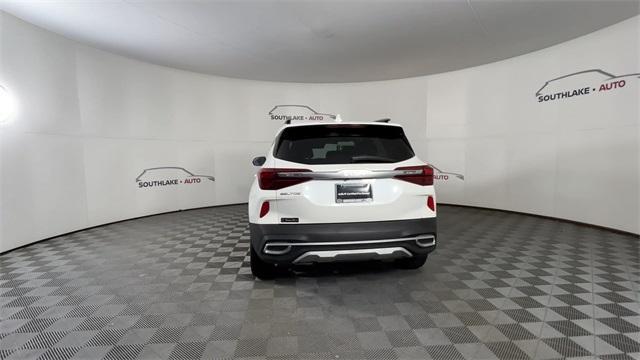 used 2023 Kia Seltos car, priced at $21,898