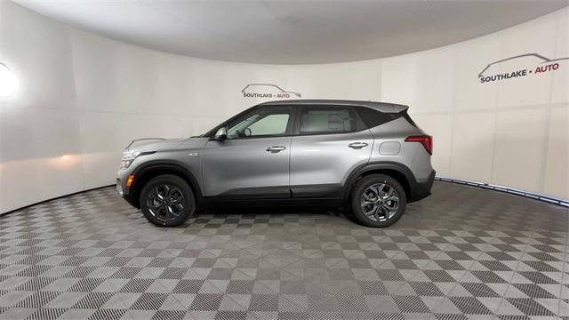 new 2025 Kia Seltos car, priced at $24,495