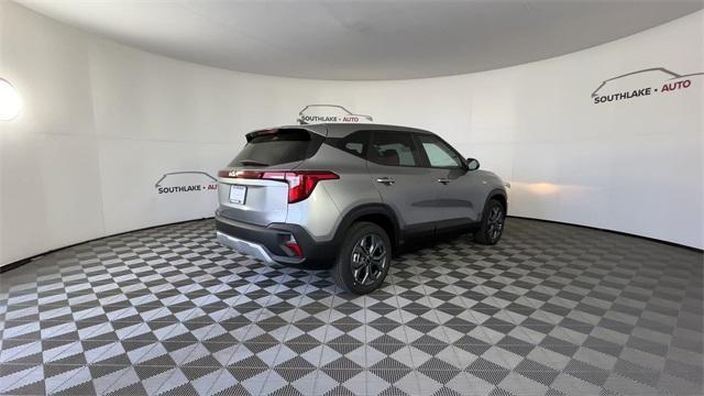 new 2025 Kia Seltos car, priced at $24,495