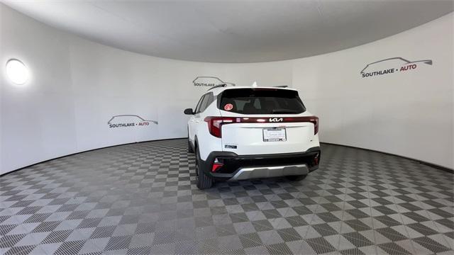 new 2025 Kia Seltos car, priced at $28,256